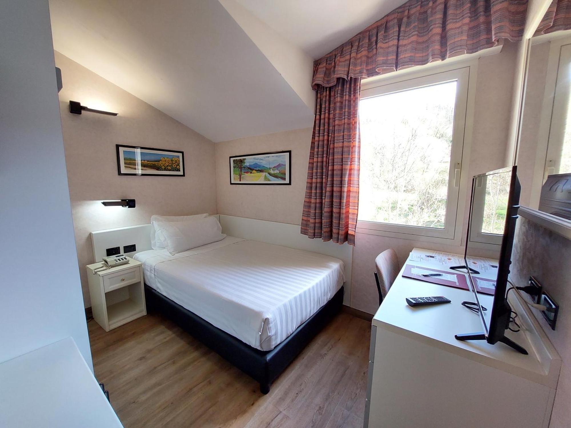 Hotel Falco D'Oro Tole Εξωτερικό φωτογραφία