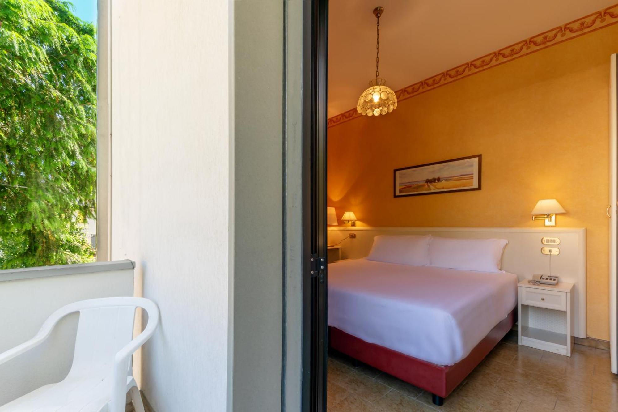 Hotel Falco D'Oro Tole Εξωτερικό φωτογραφία
